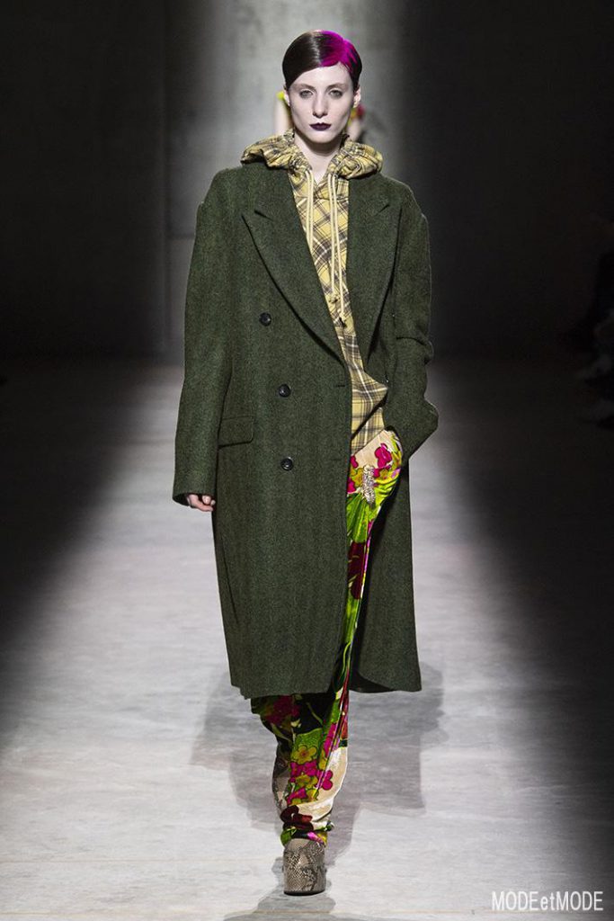 Women Ready to wear, autumn winter 2020 2021, fashion week, Paris, FRA, from the house of Dries Van Noten