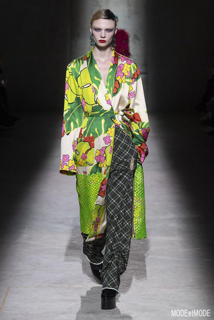 Women Ready to wear, autumn winter 2020 2021, fashion week, Paris, FRA, from the house of Dries Van Noten