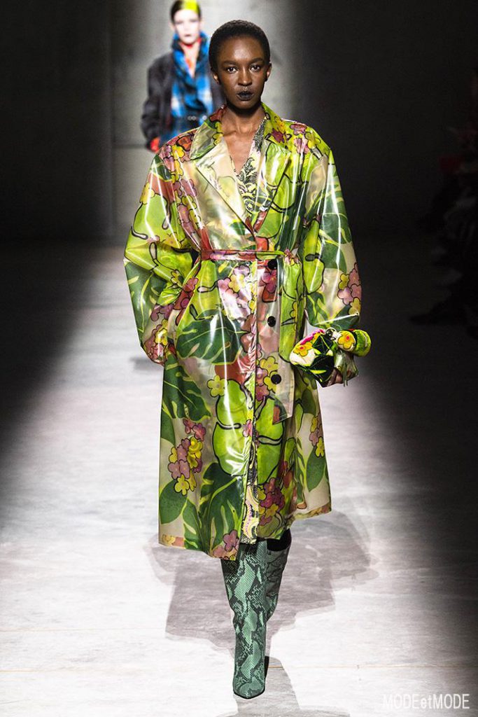 Women Ready to wear, autumn winter 2020 2021, fashion week, Paris, FRA, from the house of Dries Van Noten