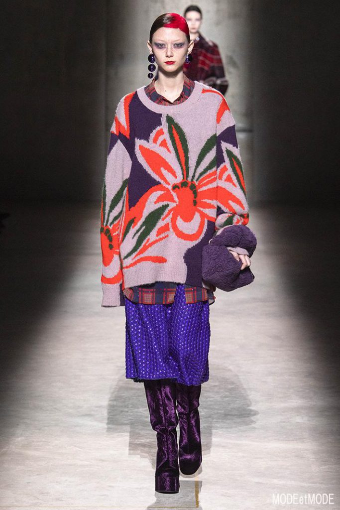 Women Ready to wear, autumn winter 2020 2021, fashion week, Paris, FRA, from the house of Dries Van Noten