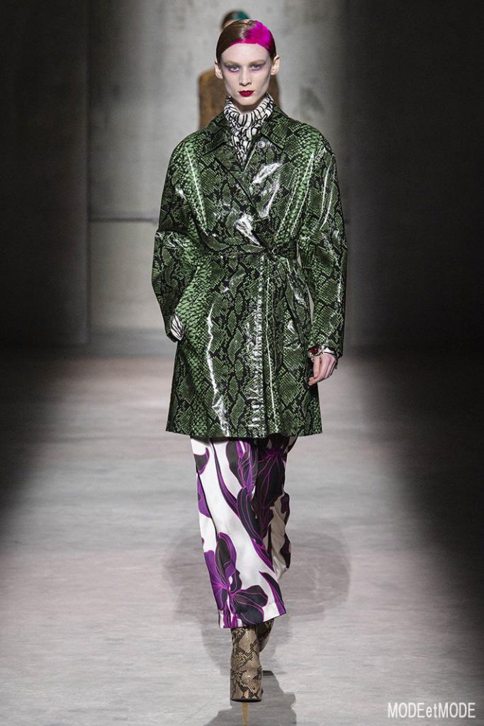 Women Ready to wear, autumn winter 2020 2021, fashion week, Paris, FRA, from the house of Dries Van Noten