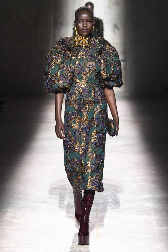 Women Ready to wear, autumn winter 2020 2021, fashion week, Paris, FRA, from the house of Dries Van Noten