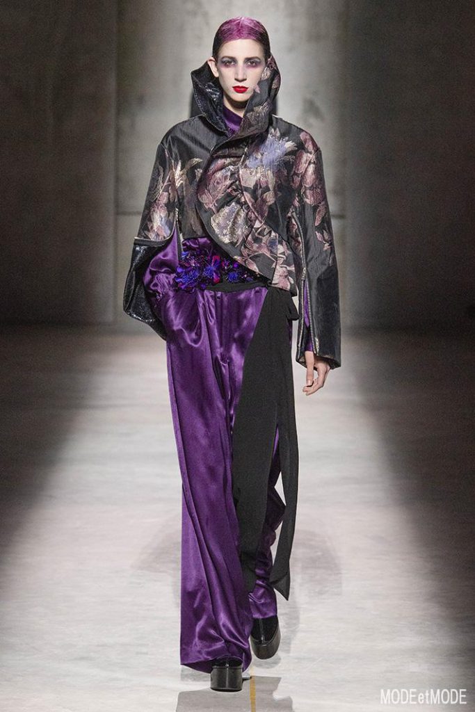 Women Ready to wear, autumn winter 2020 2021, fashion week, Paris, FRA, from the house of Dries Van Noten