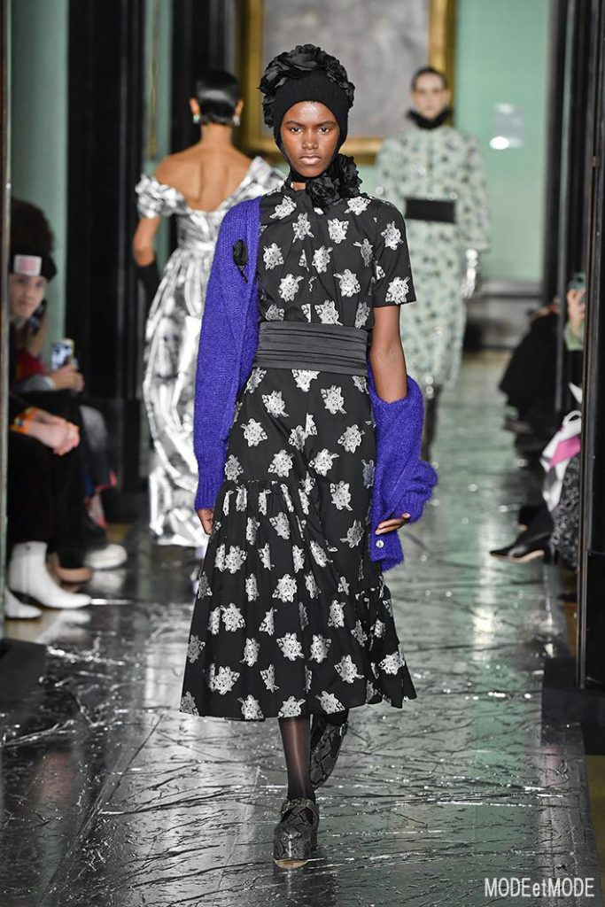 erdem_aw20pap_031