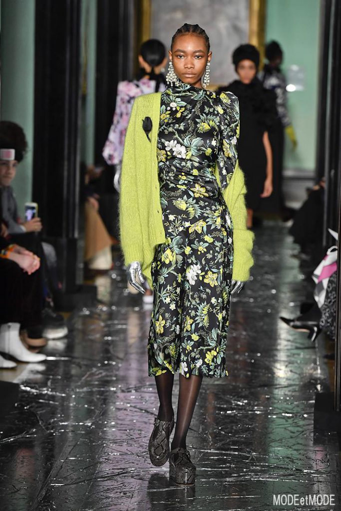 erdem_aw20pap_038