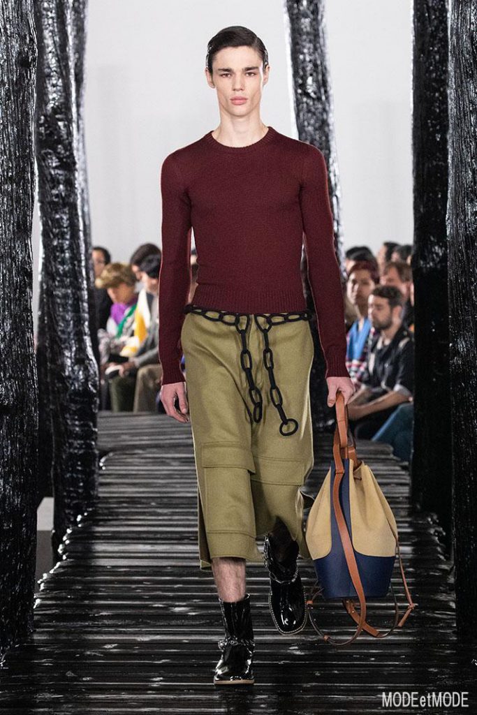 loewe_aw20pap_002