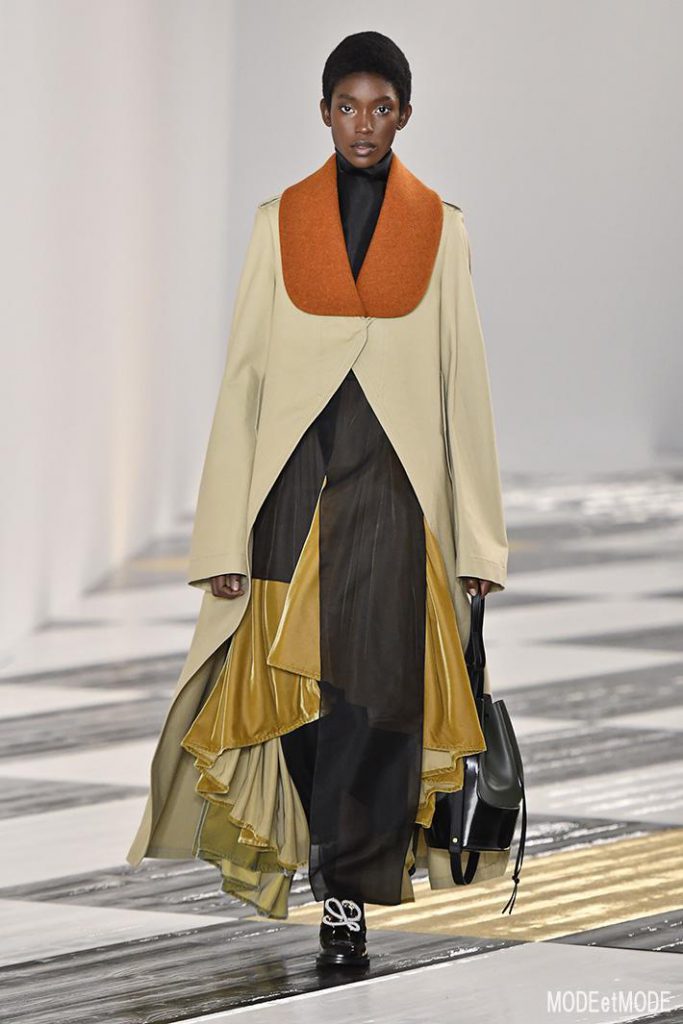 loewe_aw20pap_012
