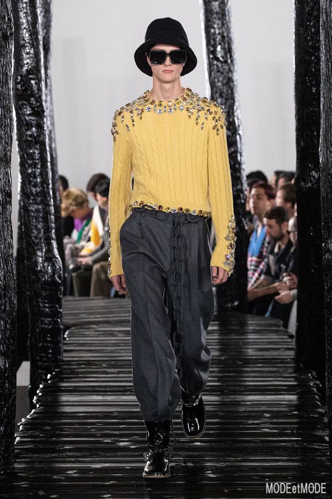 loewe_aw20pap_014