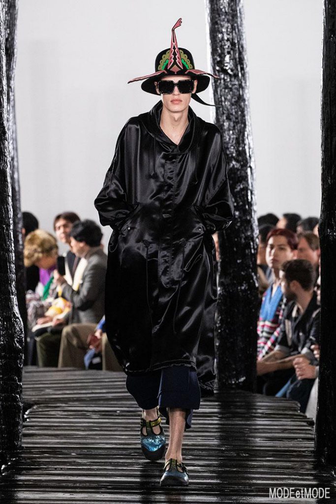 loewe_aw20pap_016