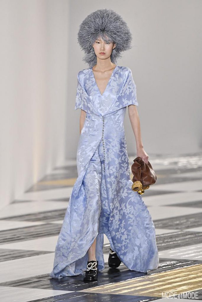 loewe_aw20pap_019