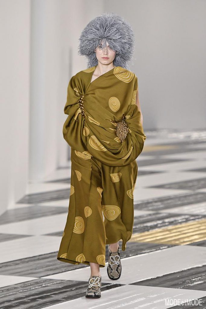 loewe_aw20pap_030
