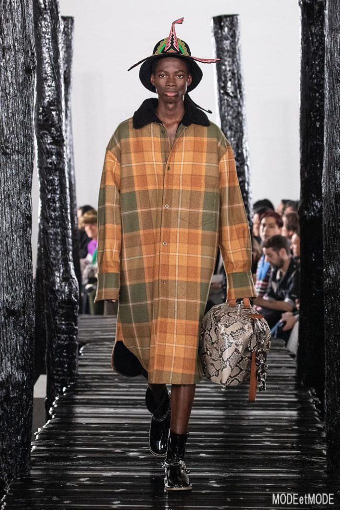 loewe_aw20pap_032