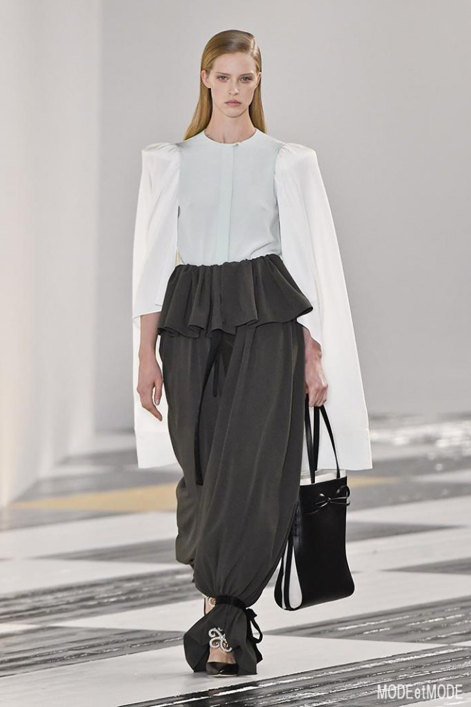 loewe_aw20pap_041