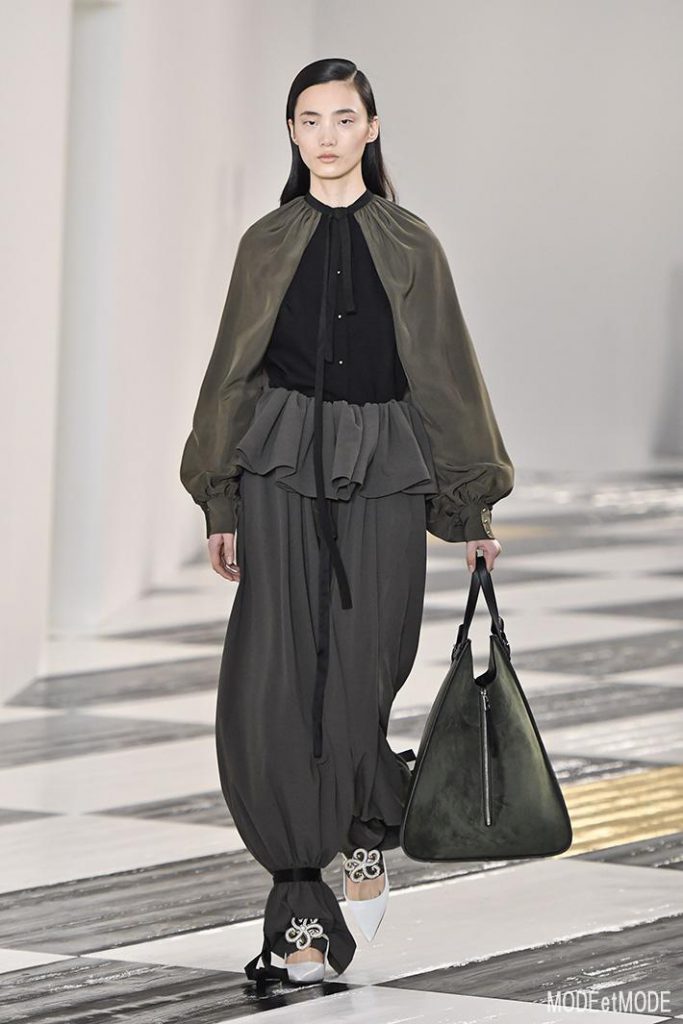 loewe_aw20pap_045
