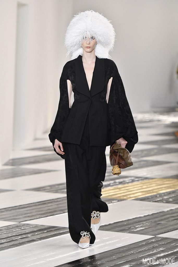 loewe_aw20pap_047