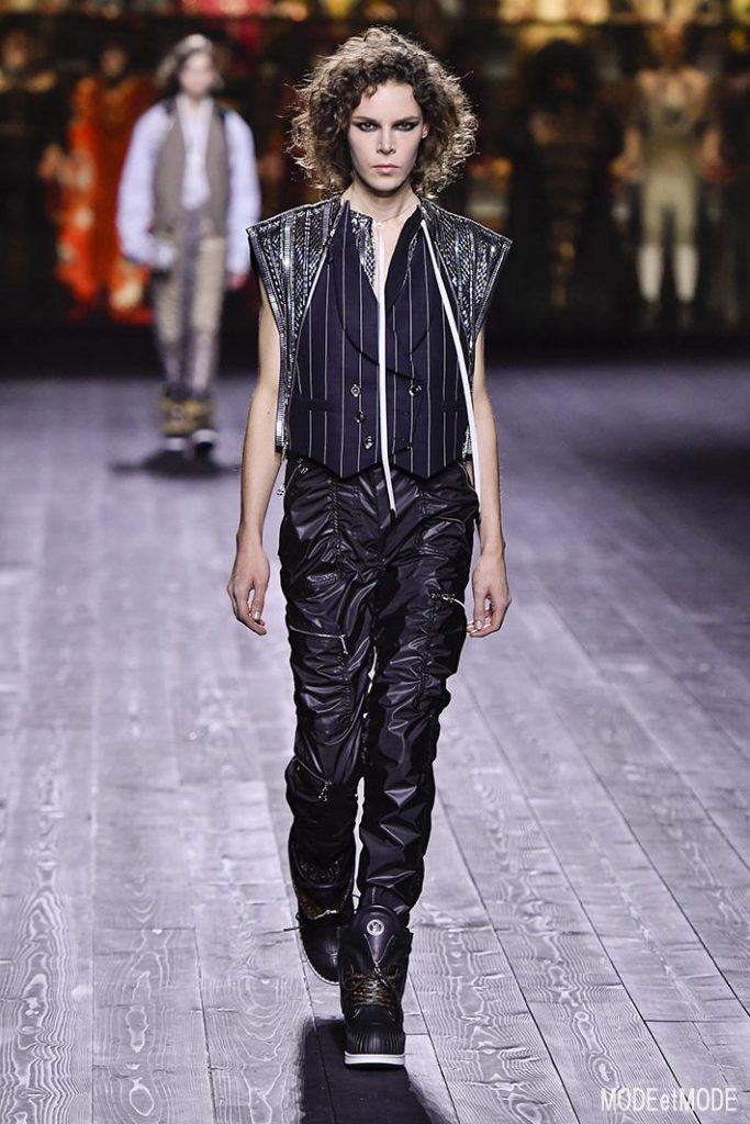 louis_vuitton_aw20pap_038