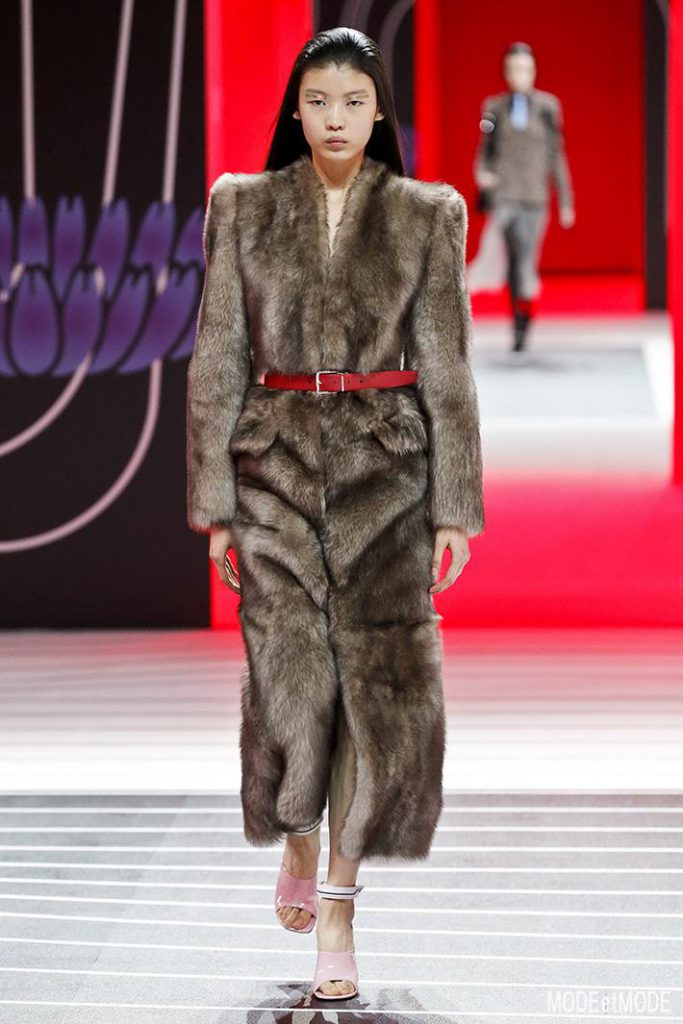 prada_aw20pap_010