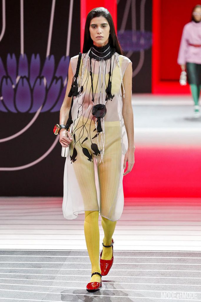 prada_aw20pap_030