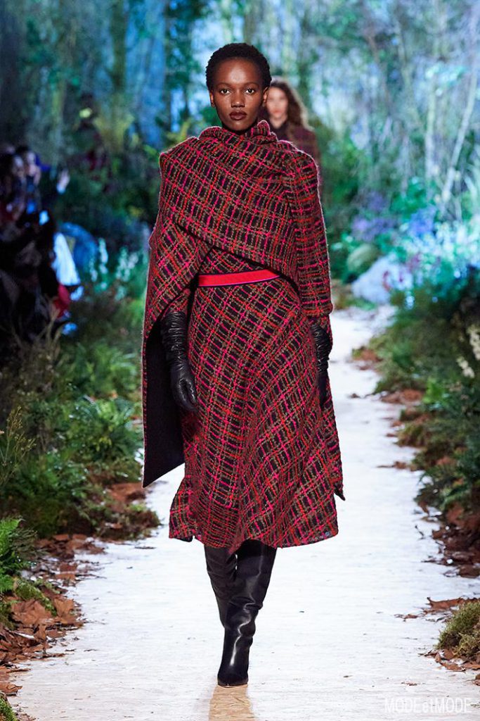 ralph&russo_aw20pap_002