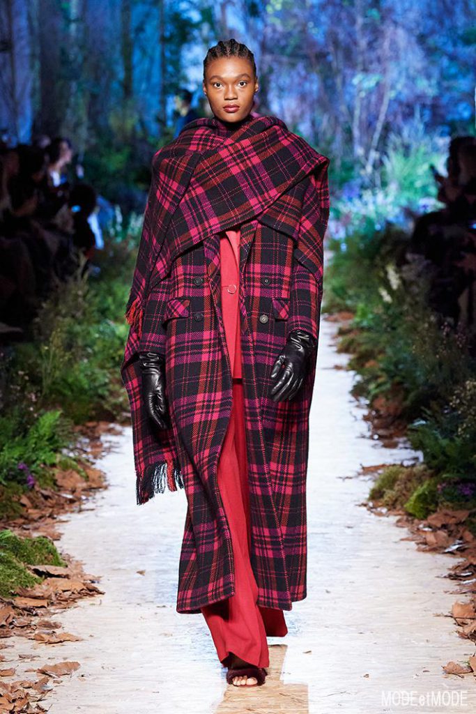 ralph&russo_aw20pap_030