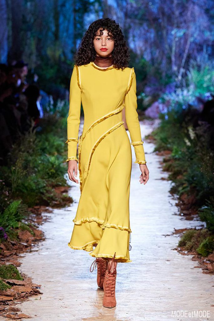 ralph&russo_aw20pap_054