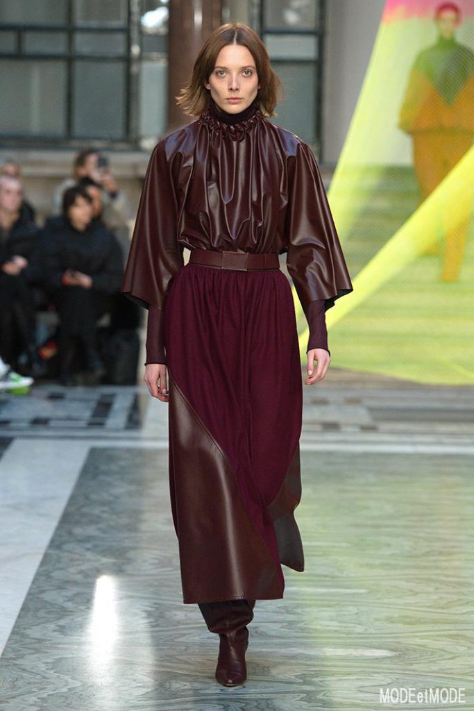 roksanda_aw20pap_001