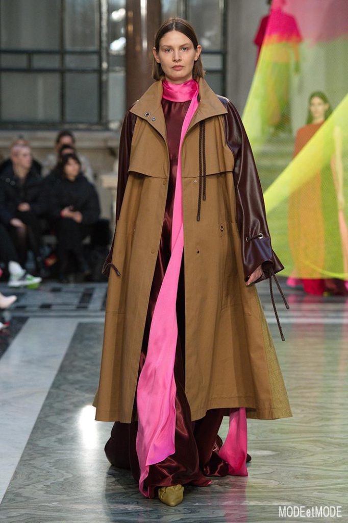 roksanda_aw20pap_007
