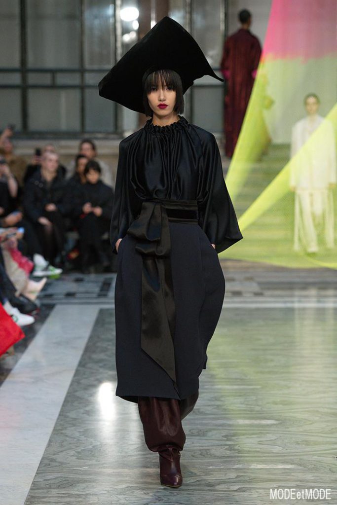 roksanda_aw20pap_018