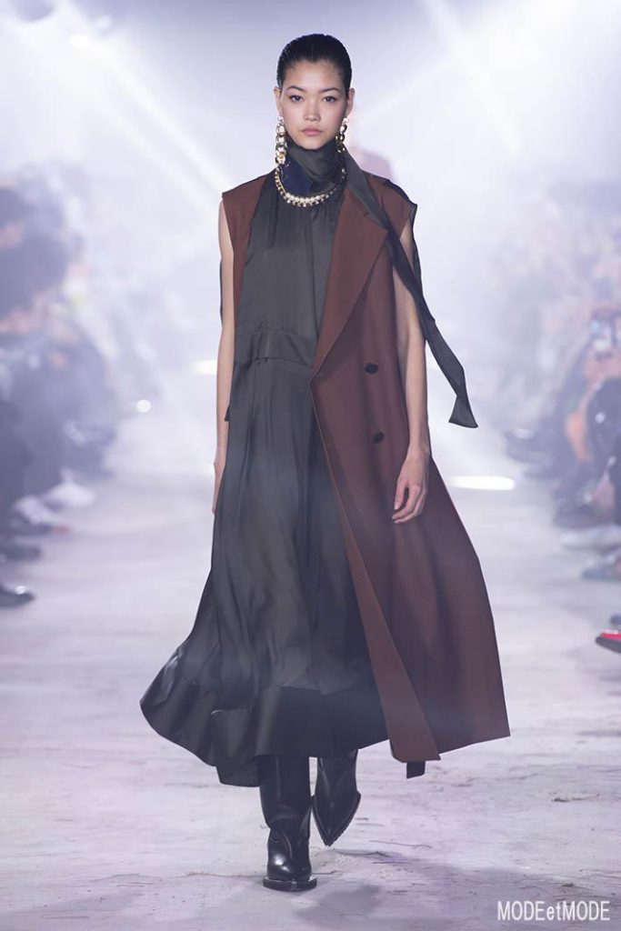 sacai_aw20pap_001