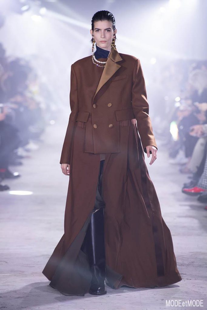 sacai_aw20pap_002