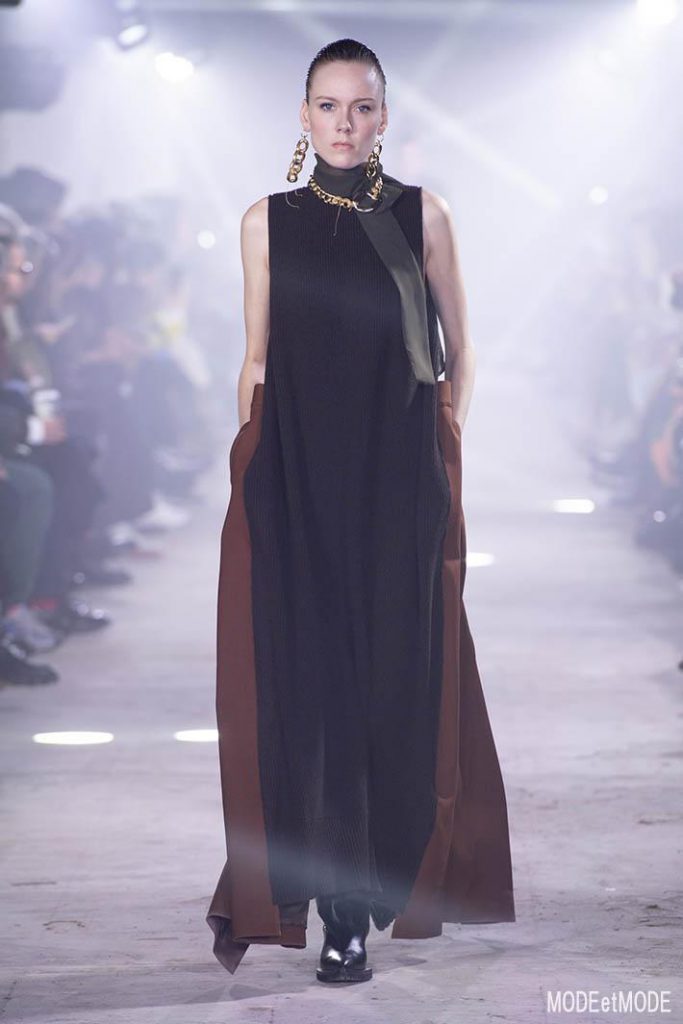 sacai_aw20pap_007