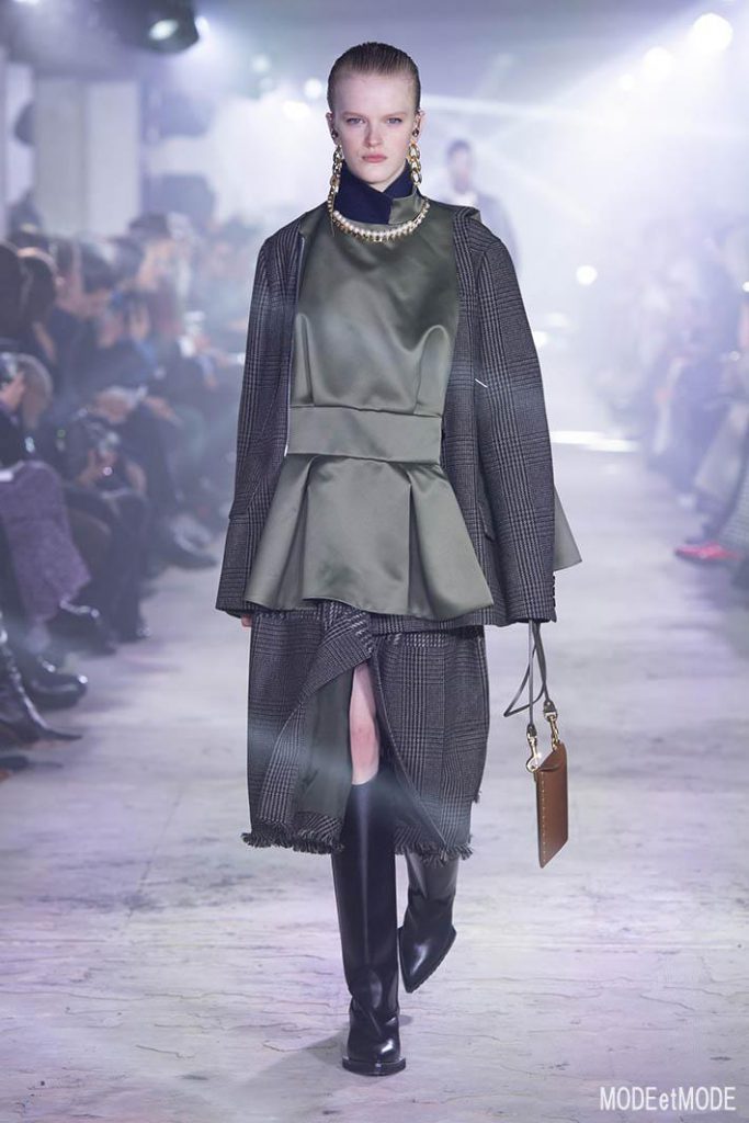 sacai_aw20pap_017