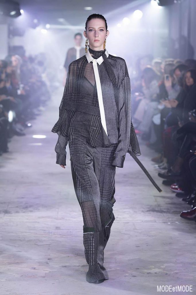 sacai_aw20pap_019