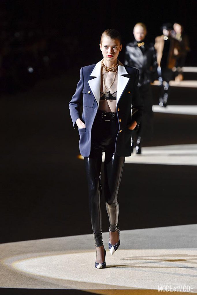 saint_laurent_aw20pap_007