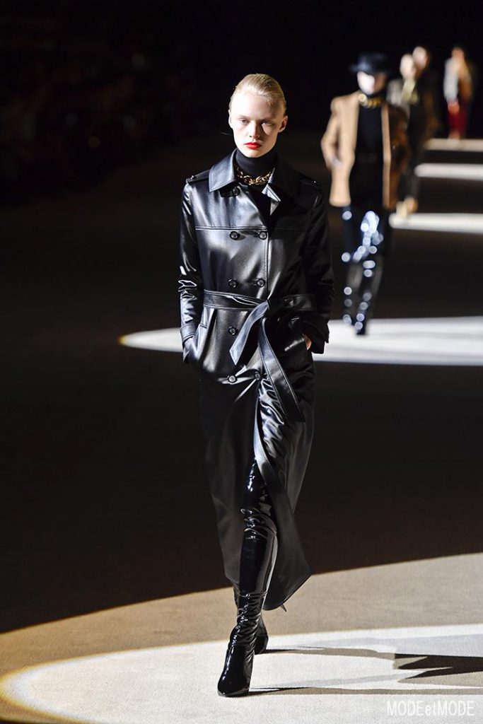 saint_laurent_aw20pap_008