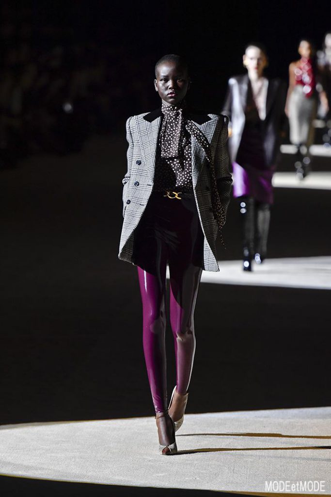 saint_laurent_aw20pap_018