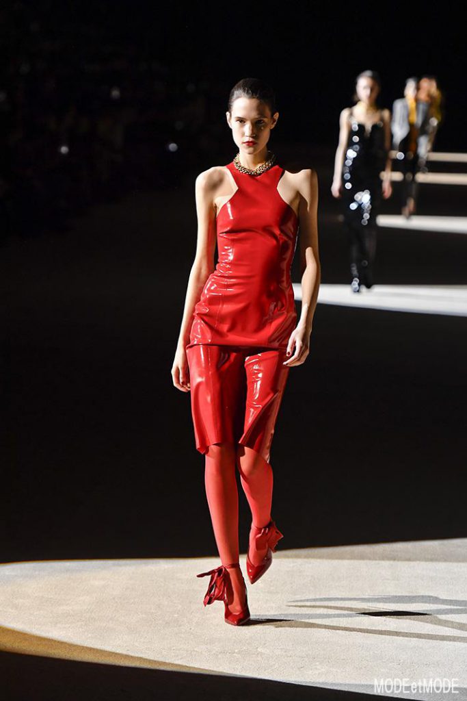 saint_laurent_aw20pap_023
