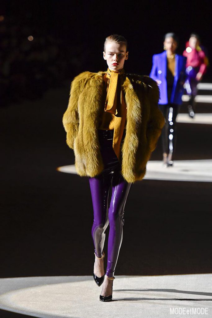 saint_laurent_aw20pap_032