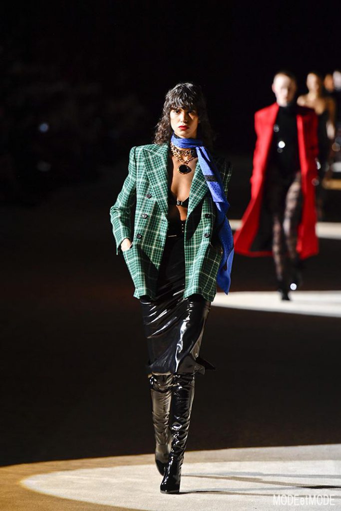 saint_laurent_aw20pap_038