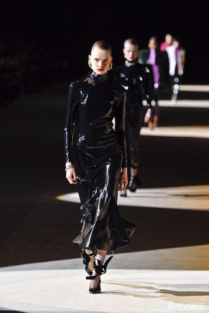 saint_laurent_aw20pap_041