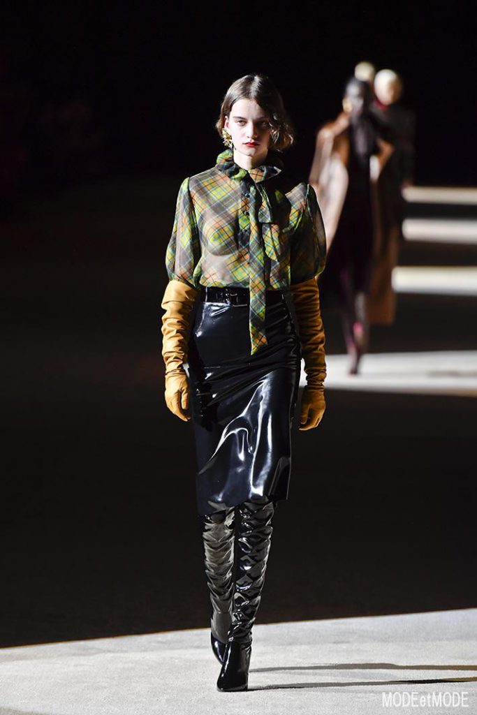 saint_laurent_aw20pap_050