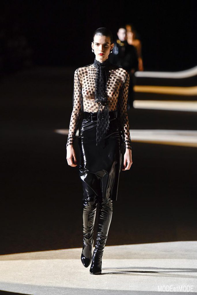 saint_laurent_aw20pap_056
