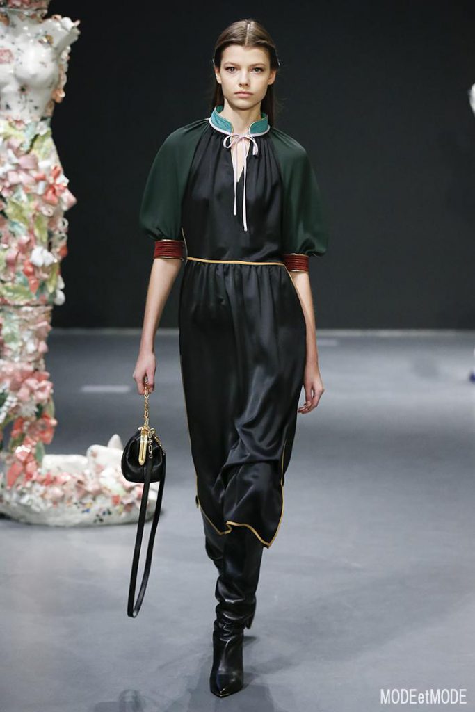 TORY BURCH