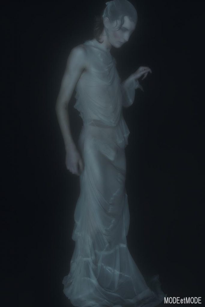 MAISON_MARGIELA_AW20hc_037