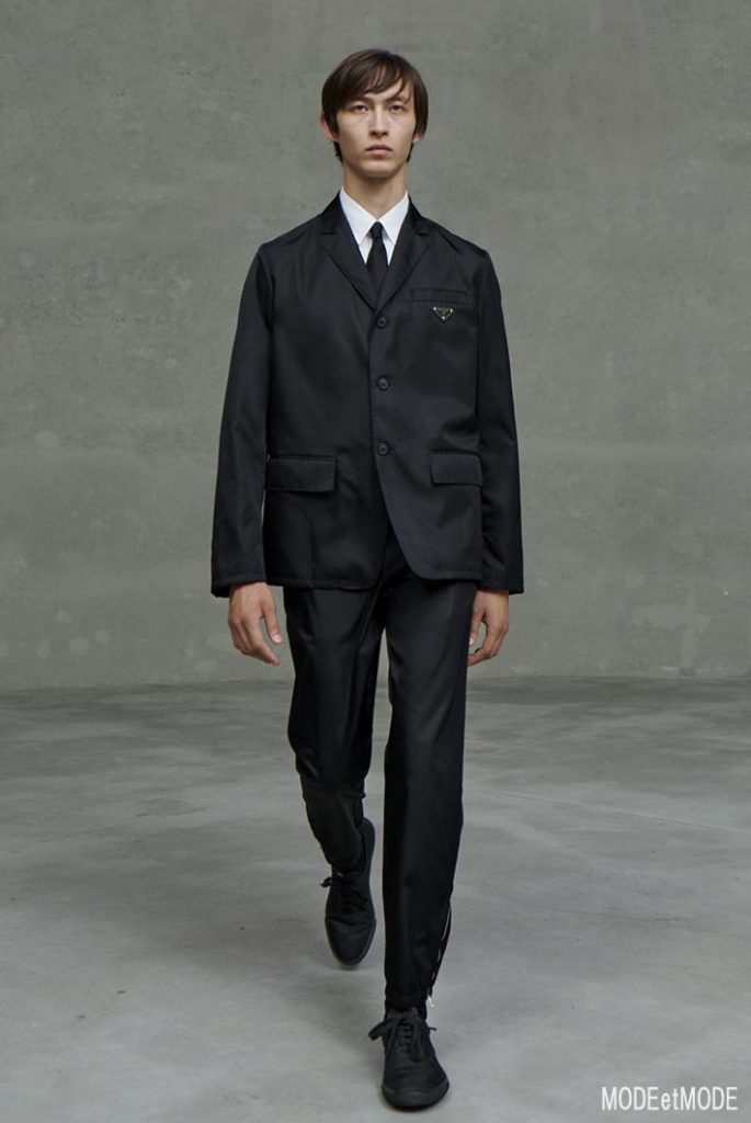 PRADA_cr_AW20hc_005