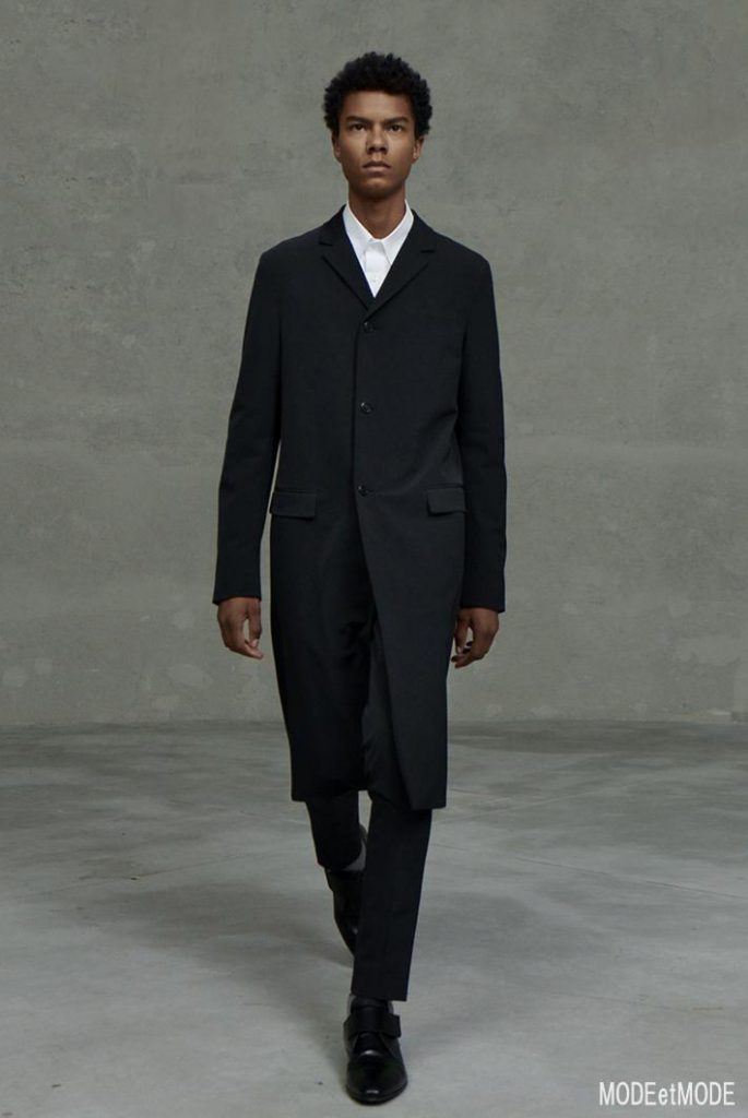 PRADA_cr_AW20hc_033