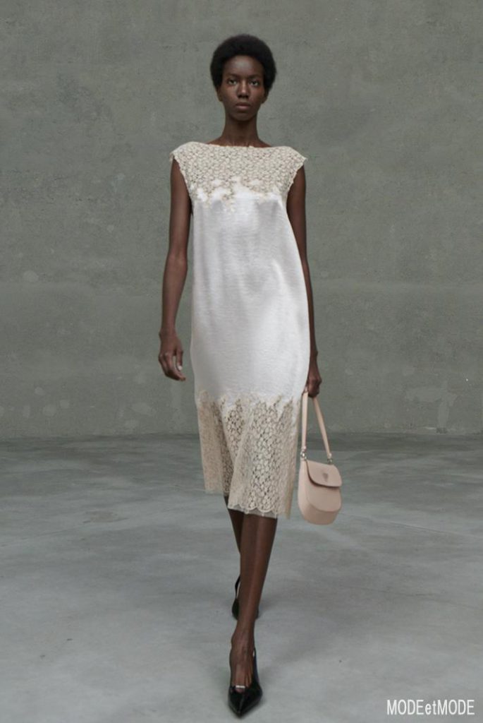 PRADA_cr_AW20hc_043