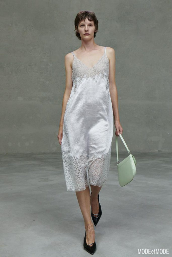 PRADA_cr_AW20hc_045