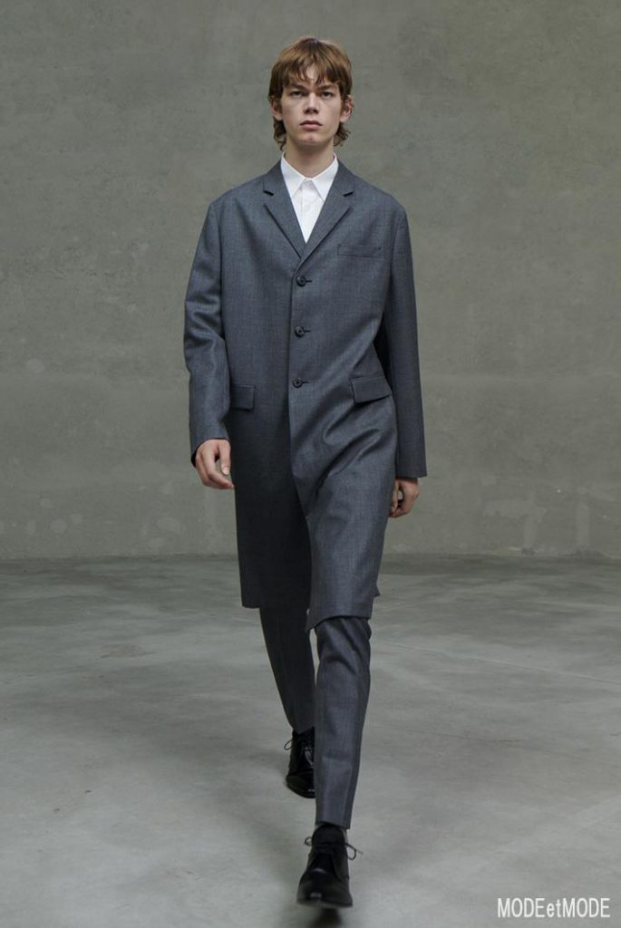 PRADA_cr_AW20hc_055