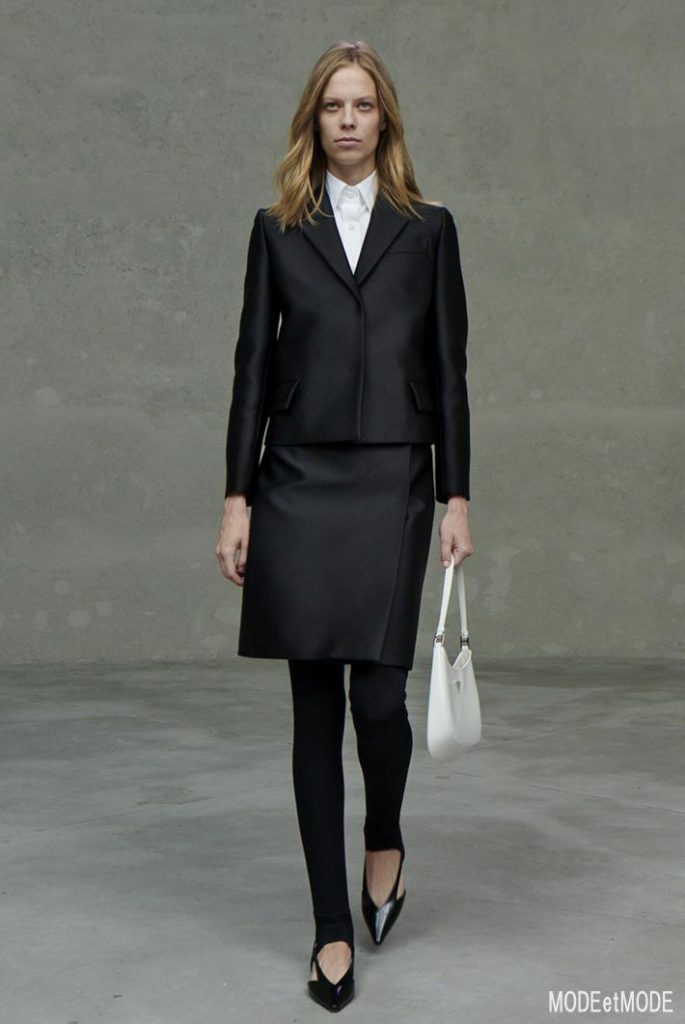 PRADA_cr_AW20hc_059